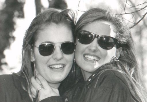 Immagine di alessia e amica